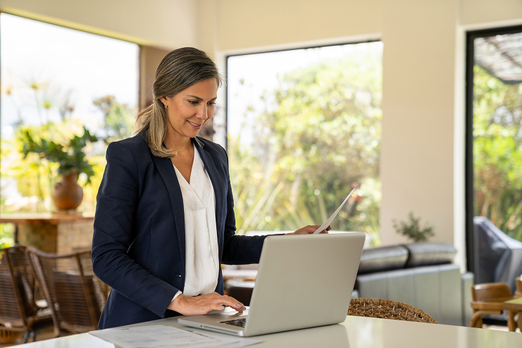 Top Money Management Apps That Sync with Bank and Credit Accounts 2026